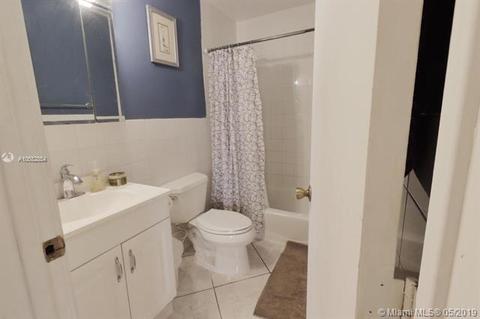 4128 E 9th Ln, Hialeah, FL 33013 photo 21