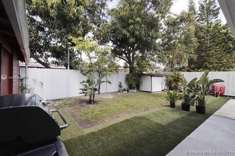 4128 E 9th Ln, Hialeah, FL 33013 photo 22
