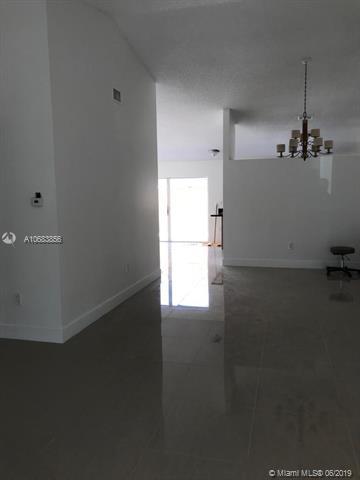 Undisclosed, Hialeah, FL 33018 photo 6