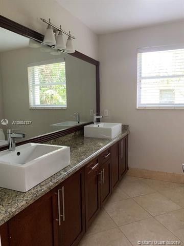 2001 SW 152nd Ter, Miramar, FL 33027 photo 5