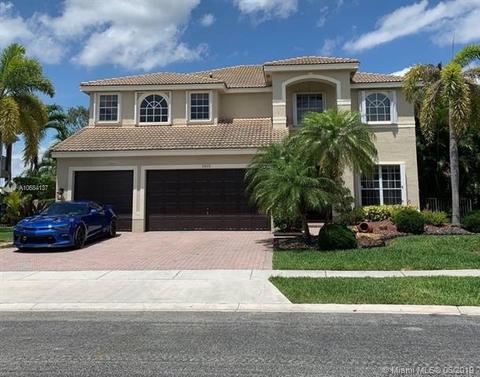 2001 SW 152nd Ter, Miramar, FL 33027 photo 1