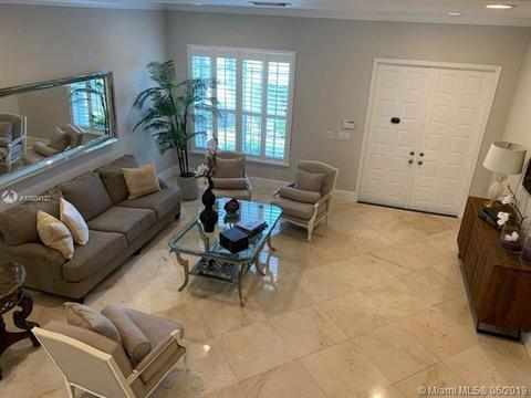 2001 SW 152nd Ter, Miramar, FL 33027 photo 2
