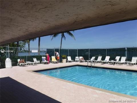 825 Center St 53-c, Jupiter, FL 33458 photo 3