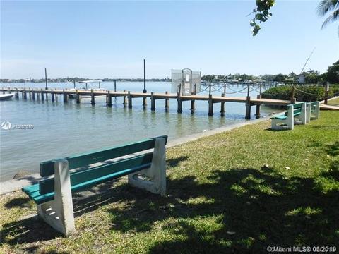 825 Center St 53-c, Jupiter, FL 33458 photo 2