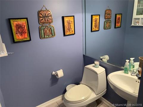 14841 Lewis Rd, Miami Lakes, FL 33014 photo 17