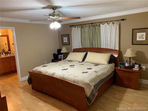 14841 Lewis Rd, Miami Lakes, FL 33014 photo 10
