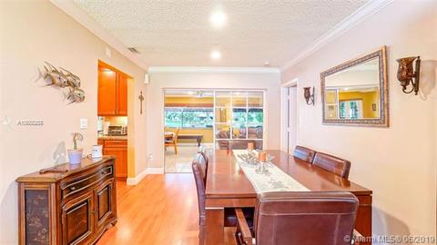 14300 Leaning Pine Dr, Miami Lakes, FL 33014 photo 10