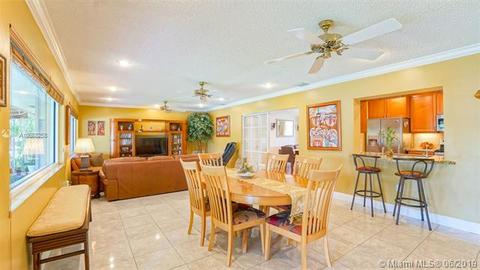 14300 Leaning Pine Dr, Miami Lakes, FL 33014 photo 14