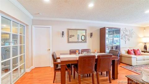 14300 Leaning Pine Dr, Miami Lakes, FL 33014 photo 11