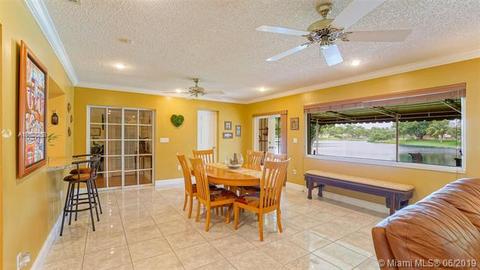 14300 Leaning Pine Dr, Miami Lakes, FL 33014 photo 13