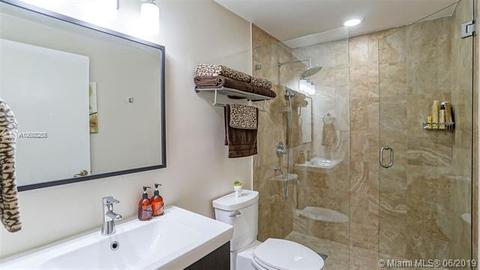 14300 Leaning Pine Dr, Miami Lakes, FL 33014 photo 27