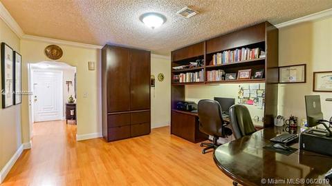 14300 Leaning Pine Dr, Miami Lakes, FL 33014 photo 29