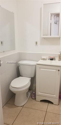 550 SE 6th St, Hialeah, FL 33010 photo 12