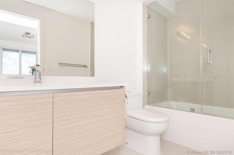600 NE 27th St #3602, Miami, FL 33137 photo 17