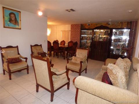 910 NE 164th St, North Miami Beach, FL 33162 photo 6