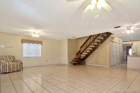 2782 W 54th Pl, Hialeah, FL 33016 photo 14