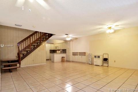 2782 W 54th Pl, Hialeah, FL 33016 photo 16