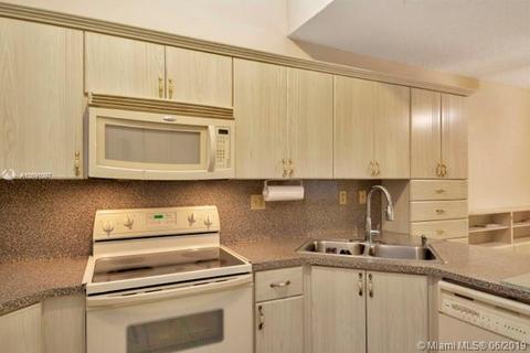 2782 W 54th Pl, Hialeah, FL 33016 photo 20