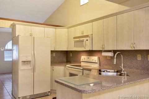 2782 W 54th Pl, Hialeah, FL 33016 photo 19