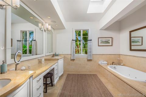 441 Island Dr, Key Biscayne, FL 33149 photo 25