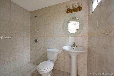 466 E 37th St, Hialeah, FL 33013 photo 20