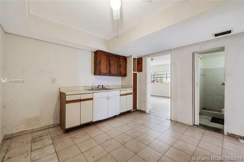 466 E 37th St, Hialeah, FL 33013 photo 13