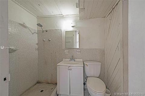 466 E 37th St, Hialeah, FL 33013 photo 11