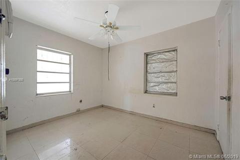 466 E 37th St, Hialeah, FL 33013 photo 17