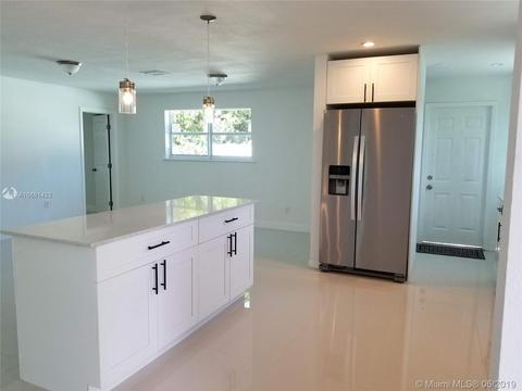 630 W 70th Pl, Hialeah, FL 33014 photo 5