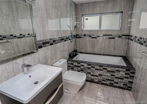 1798 W 79th St, Hialeah, FL 33014 photo 20
