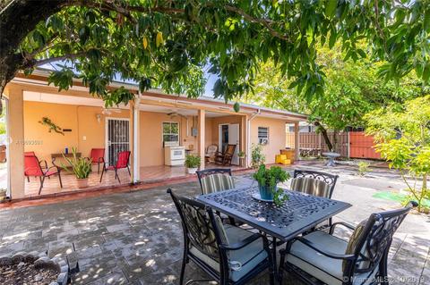1460 E 8th Ct, Hialeah, FL 33010 photo 31