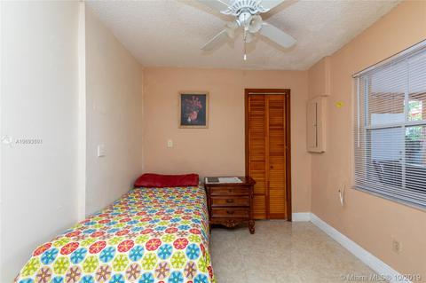 1460 E 8th Ct, Hialeah, FL 33010 photo 27