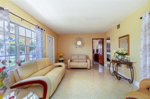 1460 E 8th Ct, Hialeah, FL 33010 photo 7