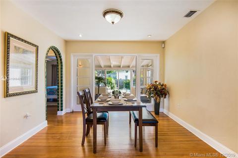 8919 Emerson Ave, Surfside, FL 33154 photo 6
