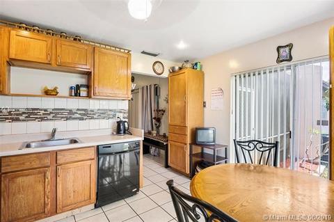3340 E Meadows Cir, Miramar, FL 33025 photo 12