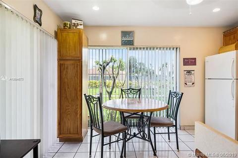 3340 E Meadows Cir, Miramar, FL 33025 photo 10