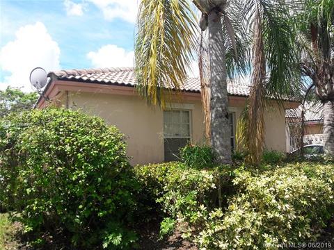 Undisclosed, Miami, FL 33196 photo 1