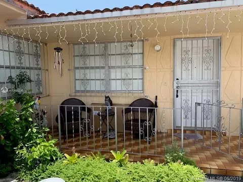 342 E 8th St, Hialeah, FL 33010 photo 2