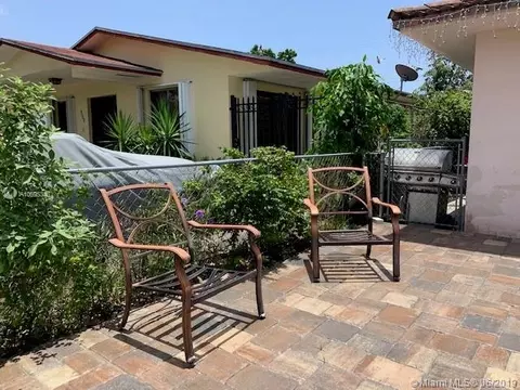 342 E 8th St, Hialeah, FL 33010 photo 6
