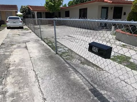 342 E 8th St, Hialeah, FL 33010 photo 4
