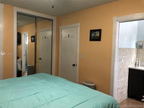 423 W 14th St, Hialeah, FL 33010 photo 22
