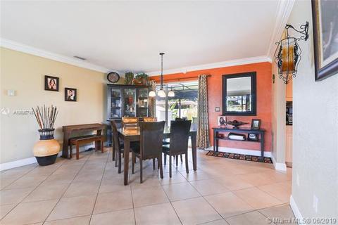 6380 E 4th Ave, Hialeah, FL 33013 photo 4
