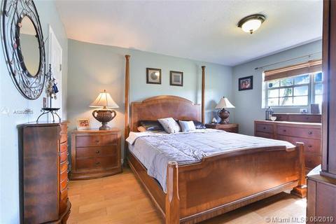 6380 E 4th Ave, Hialeah, FL 33013 photo 6