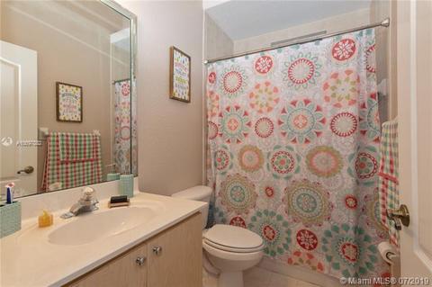 14943 NW 89th Pl, Miami Lakes, FL 33018 photo 10