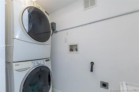 Undisclosed, Miami, FL 33147 photo 9