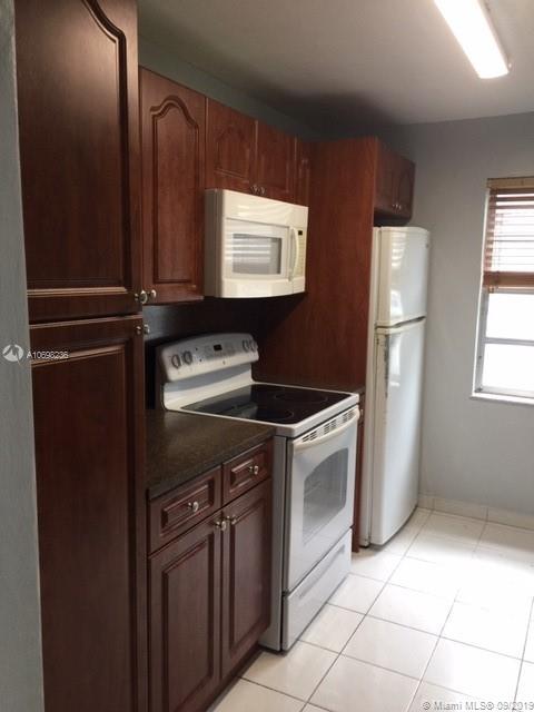 933 E 22nd St, Hialeah, FL 33013 photo 12