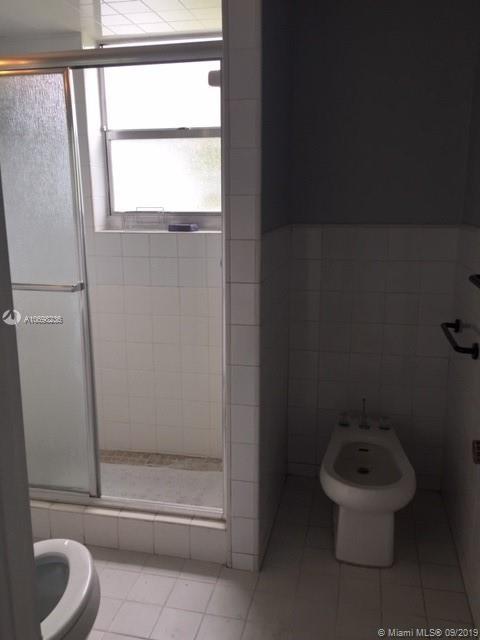 933 E 22nd St, Hialeah, FL 33013 photo 14