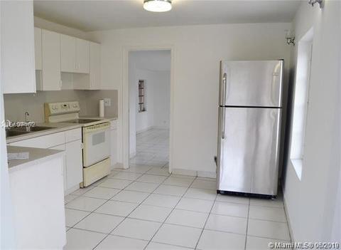 302 E 47, Hialeah, FL 33013 photo 5