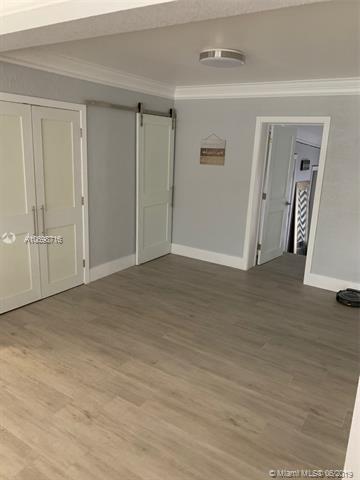 75 W 59th St, Hialeah, FL 33012 photo 9