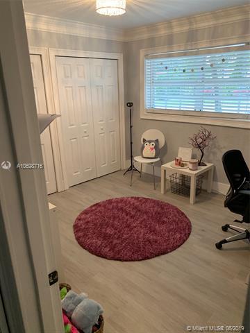 75 W 59th St, Hialeah, FL 33012 photo 3